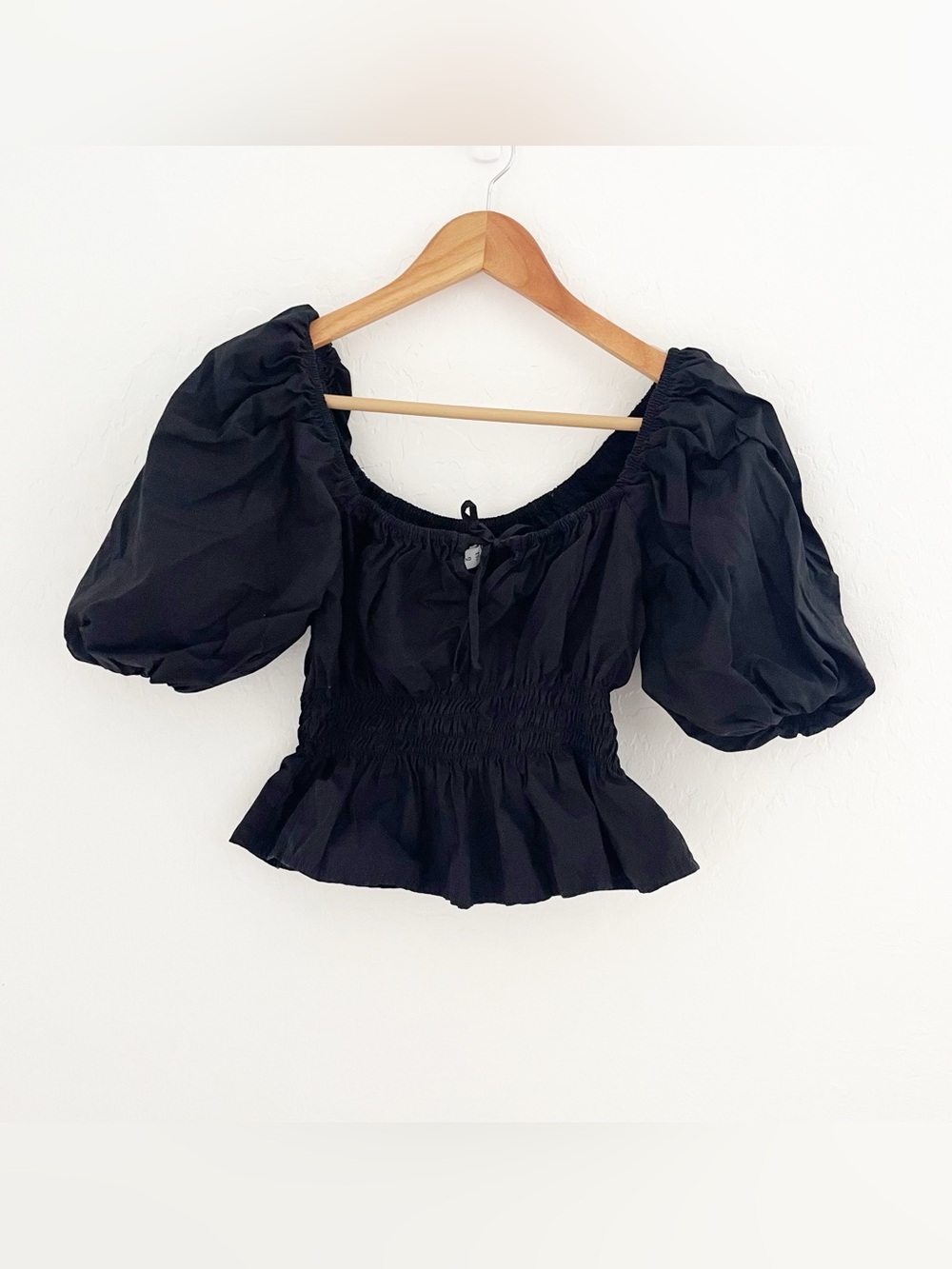 Faithful the brand puff sleeve peplum off shoulder blouse size 4